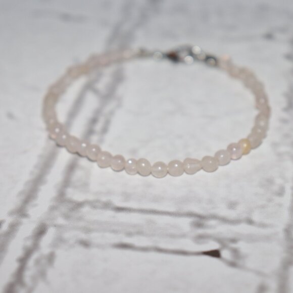 NWOT Natural Pink Rose Quartz beaded bracelet 7.5" - Picture 5 of 5